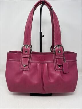 Coach  Leather Hamptons Soho Shoulder Bag In Fuchsia Size Large